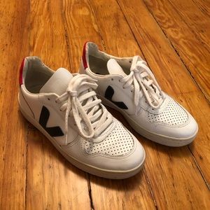 VEJA Women’s V-10 Sneakers